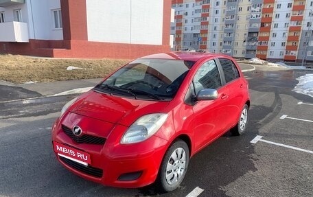 Toyota Yaris III рестайлинг, 2006 год, 470 000 рублей, 4 фотография