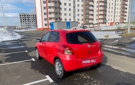Toyota Yaris III рестайлинг, 2006 год, 470 000 рублей, 5 фотография
