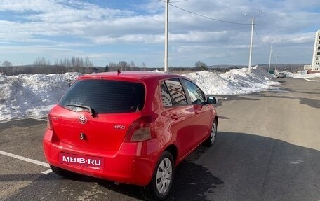 Toyota Yaris III рестайлинг, 2006 год, 470 000 рублей, 7 фотография