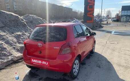 Toyota Yaris III рестайлинг, 2006 год, 470 000 рублей, 23 фотография