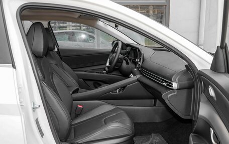 Hyundai Elantra, 2026 год, 2 091 000 рублей, 24 фотография