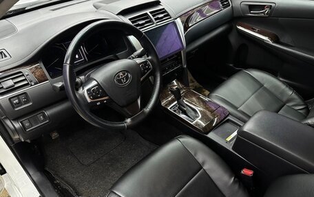Toyota Camry, 2016 год, 2 450 000 рублей, 5 фотография