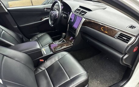 Toyota Camry, 2016 год, 2 450 000 рублей, 8 фотография