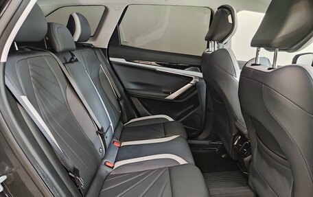 Geely Atlas, 2025 год, 3 500 000 рублей, 25 фотография