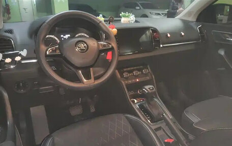 Skoda Karoq I, 2023 год, 2 140 777 рублей, 10 фотография