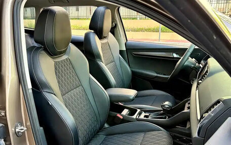 Skoda Karoq I, 2023 год, 2 340 777 рублей, 12 фотография