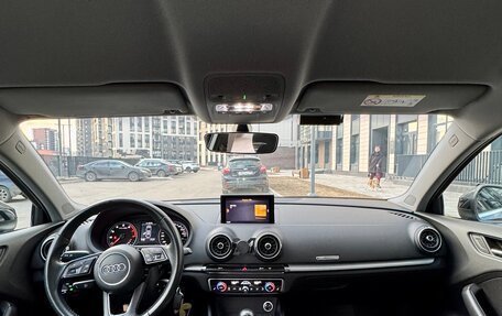 Audi A3, 2018 год, 2 400 000 рублей, 13 фотография