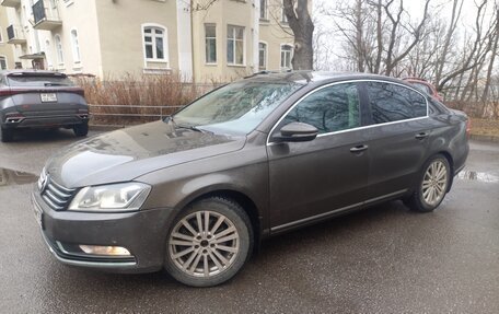 Volkswagen Passat B7, 2012 год, 730 000 рублей, 3 фотография