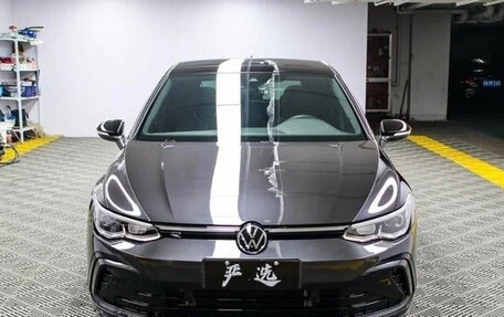 Volkswagen Golf VIII, 2022 год, 1 580 000 рублей, 2 фотография