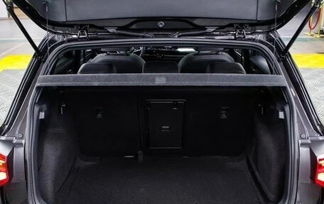Volkswagen Golf VIII, 2022 год, 1 580 000 рублей, 10 фотография