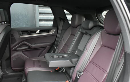 Porsche Cayenne III, 2026 год, 18 650 000 рублей, 26 фотография