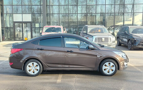 Hyundai Solaris II рестайлинг, 2015 год, 750 000 рублей, 4 фотография