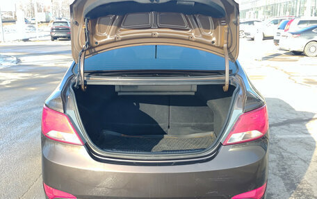 Hyundai Solaris II рестайлинг, 2015 год, 750 000 рублей, 10 фотография