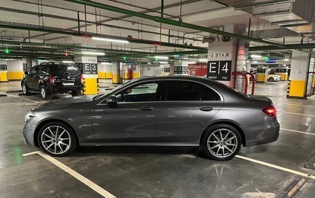 Mercedes-Benz E-Класс, 2022 год, 5 400 000 рублей, 8 фотография