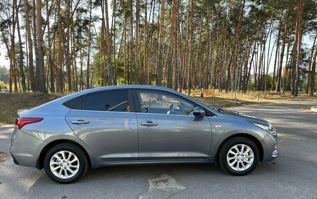 Hyundai Solaris II рестайлинг, 2017 год, 1 099 999 рублей, 6 фотография