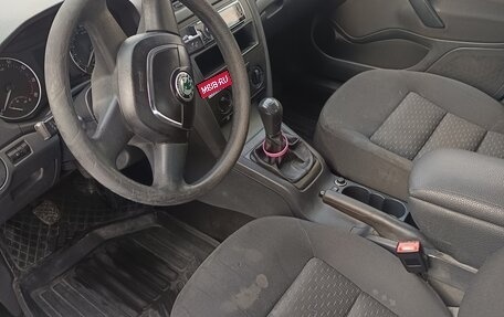 Skoda Octavia, 2011 год, 550 000 рублей, 10 фотография