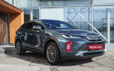 Toyota Harrier, 2020 год, 3 997 000 рублей, 6 фотография