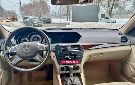 Mercedes-Benz C-Класс, 2011 год, 2 600 000 рублей, 5 фотография