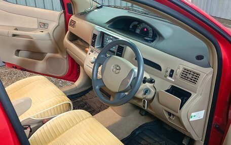 Toyota Raum II, 2003 год, 500 000 рублей, 12 фотография