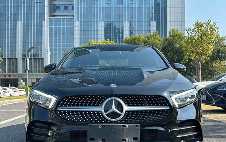 Mercedes-Benz A-Класс, 2022 год, 1 830 777 рублей, 2 фотография