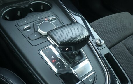 Audi A4, 2016 год, 2 600 000 рублей, 12 фотография