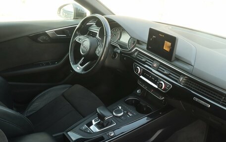 Audi A4, 2016 год, 2 600 000 рублей, 6 фотография