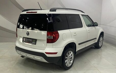 Skoda Yeti I рестайлинг, 2015 год, 1 075 000 рублей, 6 фотография