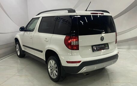 Skoda Yeti I рестайлинг, 2015 год, 1 075 000 рублей, 7 фотография
