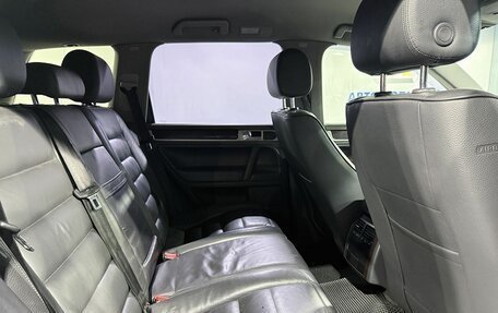 Volkswagen Touareg III, 2006 год, 999 000 рублей, 12 фотография