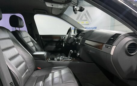 Volkswagen Touareg III, 2006 год, 999 000 рублей, 11 фотография