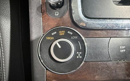 Volkswagen Touareg III, 2006 год, 999 000 рублей, 14 фотография