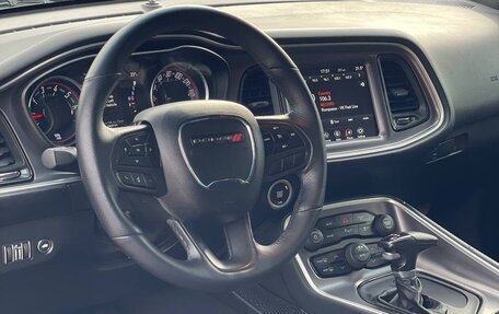 Dodge Challenger III рестайлинг 2, 2020 год, 3 999 999 рублей, 4 фотография