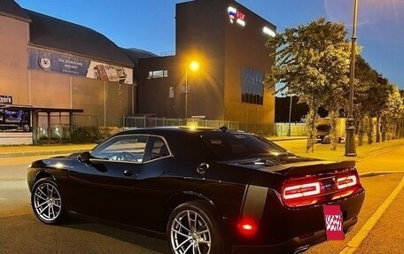 Dodge Challenger III рестайлинг 2, 2020 год, 3 999 999 рублей, 7 фотография