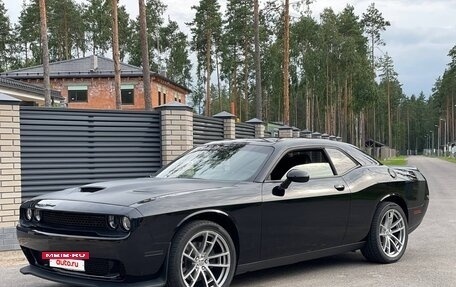 Dodge Challenger III рестайлинг 2, 2020 год, 3 999 999 рублей, 3 фотография