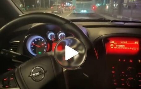 Opel Astra J, 2011 год, 700 000 рублей, 1 фотография