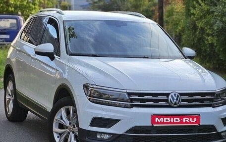 Volkswagen Tiguan II, 2017 год, 2 100 000 рублей, 1 фотография