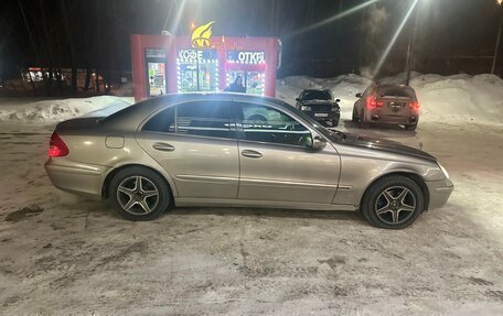 Mercedes-Benz E-Класс, 2002 год, 649 999 рублей, 9 фотография