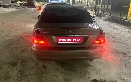 Mercedes-Benz E-Класс, 2002 год, 649 999 рублей, 11 фотография