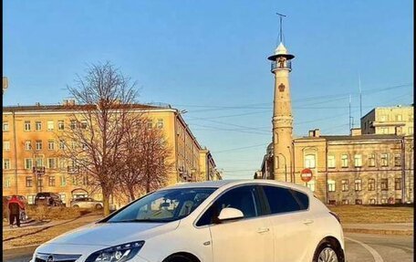 Opel Astra J, 2011 год, 700 000 рублей, 5 фотография