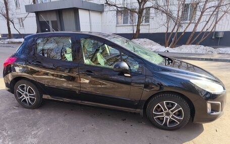 Peugeot 308 II, 2011 год, 800 000 рублей, 2 фотография