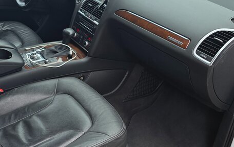 Audi Q7, 2010 год, 1 950 000 рублей, 13 фотография