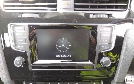 Volkswagen Golf VII, 2013 год, 1 330 000 рублей, 25 фотография