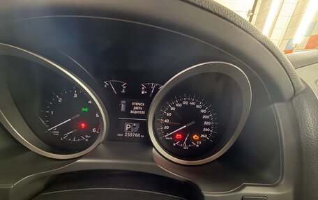 Toyota Land Cruiser 200, 2013 год, 4 500 000 рублей, 9 фотография