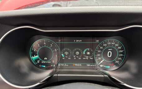 Ford Mustang VI рестайлинг, 2018 год, 3 650 000 рублей, 10 фотография