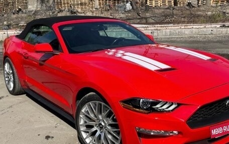 Ford Mustang VI рестайлинг, 2018 год, 3 650 000 рублей, 21 фотография