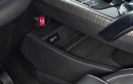 Geely Atlas, 2022 год, 1 997 000 рублей, 22 фотография