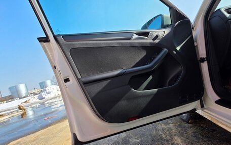 Volkswagen Jetta VI, 2012 год, 1 200 000 рублей, 9 фотография