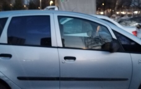 Mitsubishi Colt VI рестайлинг, 2005 год, 400 000 рублей, 8 фотография