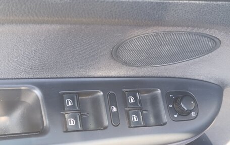 Volkswagen Golf Plus I, 2008 год, 550 000 рублей, 9 фотография