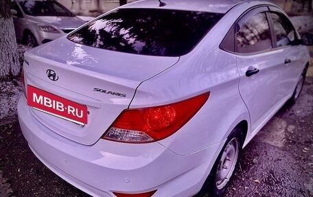 Hyundai Solaris II рестайлинг, 2014 год, 899 999 рублей, 4 фотография